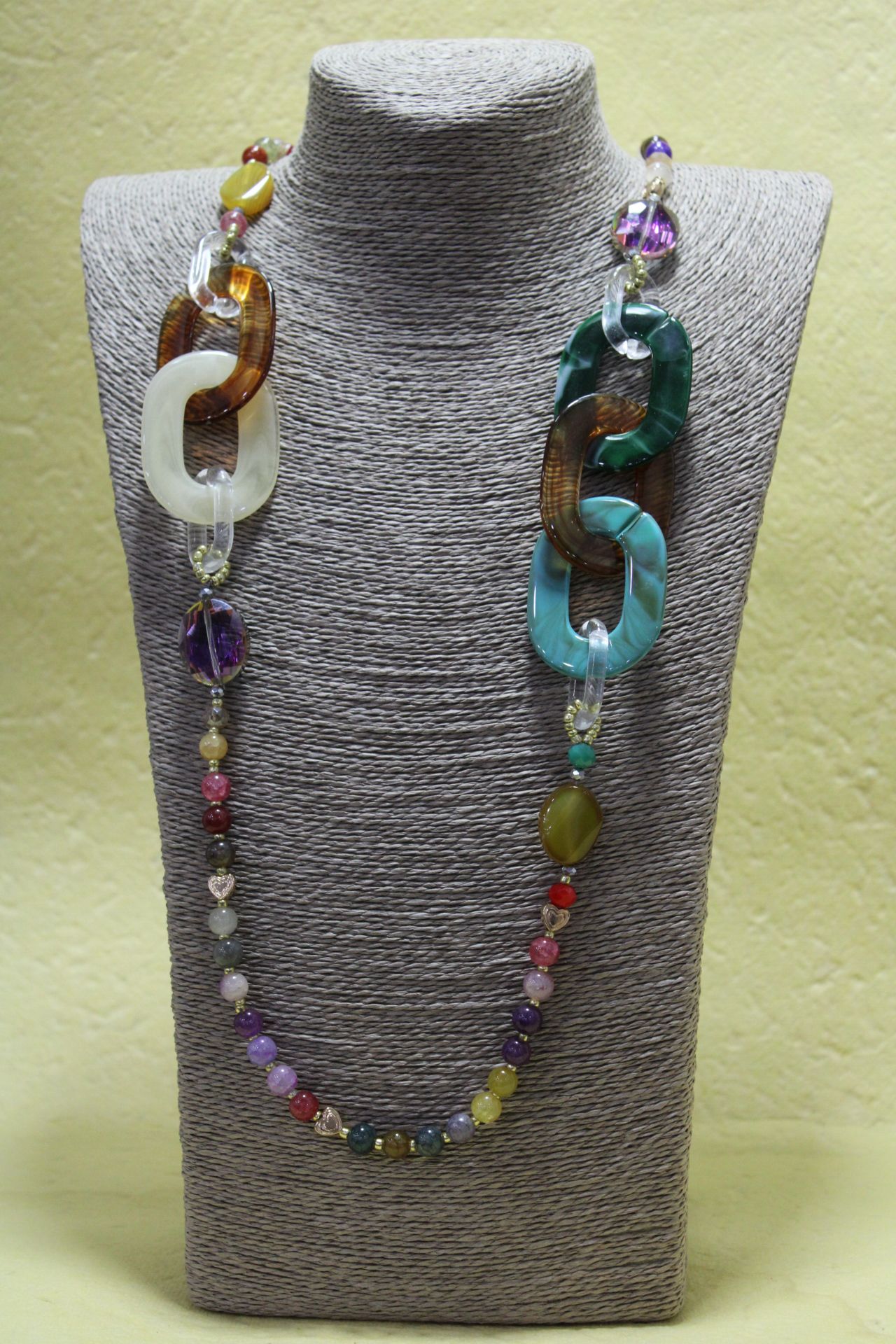 Collana lunga RESINA e PIETRE