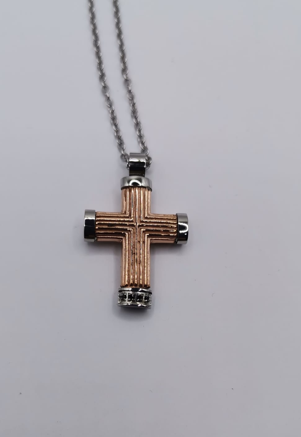 GIROCOLLO CROCE IN ACCIAIO E CRISTALLO